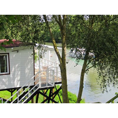 SBX Séjour au camping: 2 jours insolites en carrelet près de Cognac - Publicité SBX Séjour au camping: 2 jours insolites en carrelet près de Cognac - Publicité
