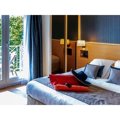 SBX 3 jours raffinés en hôtel 4* à Deauville avec modelage et accès illimité à l'espace bien-être - Publicité SBX 3 jours raffinés en hôtel 4* à Deauville avec modelage et accès illimité à l'espace bien-être - Publicité