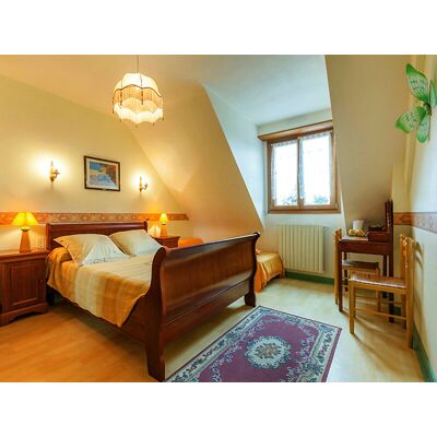 SBX Séjour familial en chambre d'hôtes: 4 jours avec dîners près de Saint-Malo - Publicité SBX Séjour familial en chambre d'hôtes: 4 jours avec dîners près de Saint-Malo - Publicité
