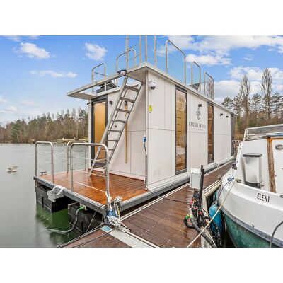 SBX 2 jours insolites en maison flottante avec rooftop tout près de Paris - Publicité SBX 2 jours insolites en maison flottante avec rooftop tout près de Paris - Publicité