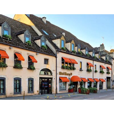 SBX Séjour de 2 jours en hôtel 4* avec visite d'une cave à Beaune - Publicité SBX Séjour de 2 jours en hôtel 4* avec visite d'une cave à Beaune - Publicité