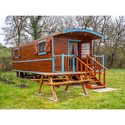 SBX 4 jours insolites en famille dans une roulotte près de Carcassonne - Publicité SBX 4 jours insolites en famille dans une roulotte près de Carcassonne - Publicité