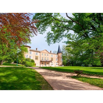 SBX 2 jours en château avec dégustation de 4 cuvées au caur du Beaujolais - Publicité SBX 2 jours en château avec dégustation de 4 cuvées au caur du Beaujolais - Publicité