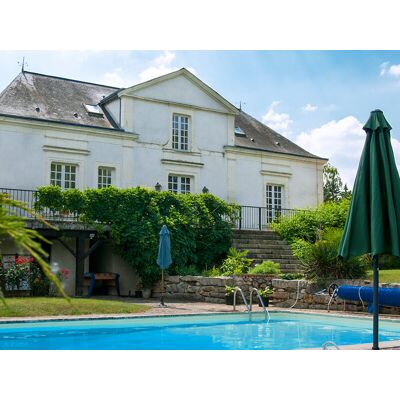 SBX 2 jours en hôtel avec accès au spa près d'Angers - Publicité SBX 2 jours en hôtel avec accès au spa près d'Angers - Publicité