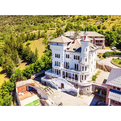 SBX 3 jours en famille dans un château près d'Embrun - Publicité SBX 3 jours en famille dans un château près d'Embrun - Publicité