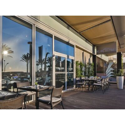 SBX 2 jours au bord de la mer en famille dans un hôtel 4* à Antibes - Publicité SBX 2 jours au bord de la mer en famille dans un hôtel 4* à Antibes - Publicité