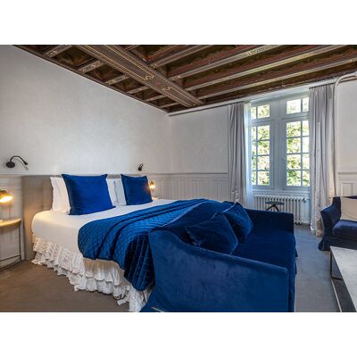 SBX Séjour princier de 2 jours en suite avec bain nordique dans un domaine 4* près de Tours - Publicité SBX Séjour princier de 2 jours en suite avec bain nordique dans un domaine 4* près de Tours - Publicité