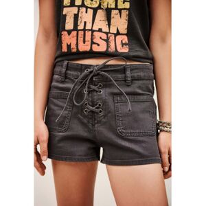 BA&SH pour femme. 1E26RENO Shorts Reno noir (34), Casuel, Coton - Publicité BA&SH pour femme. 1E26RENO Shorts Reno noir (34), Casuel, Coton - Publicité
