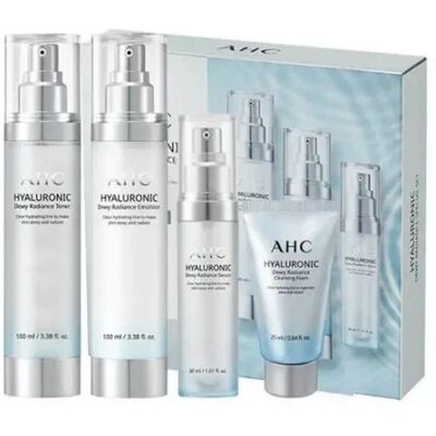AHC Coffret Spécial Éclat Hyaluronique Frais (Tonique 100 ml + Lotion 100 ml + Sérum 30 ml + Nettoyant 25 ml) - Publicité AHC Coffret Spécial Éclat Hyaluronique Frais (Tonique 100 ml + Lotion 100 ml + Sérum 30 ml + Nettoyant 25 ml) - Publicité