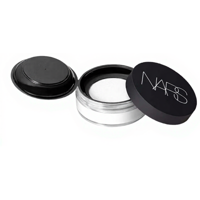 Poudre fixatrice réflectrice de lumière NARS - Cristal - 11 g - Publicité Poudre fixatrice réflectrice de lumière NARS - Cristal - 11 g - Publicité