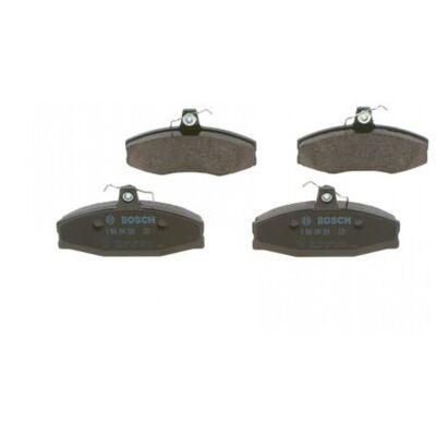 Bosch 0 986 494 924 Plaquettes de frein Low-Metallic - Avant - Publicité Bosch 0 986 494 924 Plaquettes de frein Low-Metallic - Avant - Publicité