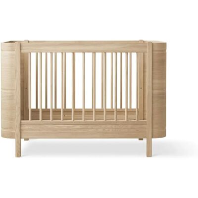 Oliver Furniture Lit bébé évolutif Wood Mini+ sans kit junior Chêne taille unique - Publicité Oliver Furniture Lit bébé évolutif Wood Mini+ sans kit junior Chêne taille unique - Publicité