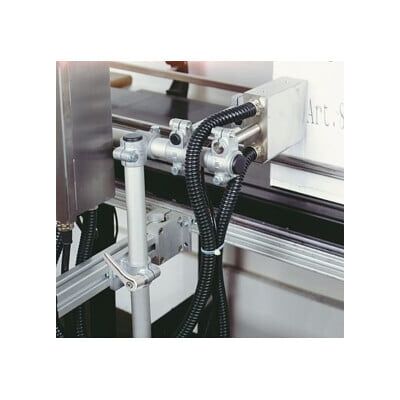 KIPP Raccord de tube avec bride en aluminium pour tubes carrés A=40,4 acier (K0480.5240) - Publicité KIPP Raccord de tube avec bride en aluminium pour tubes carrés A=40,4 acier (K0480.5240) - Publicité