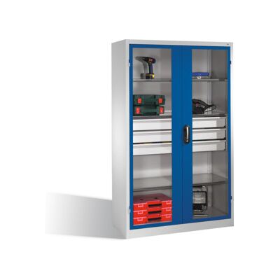 C + P Möbelsysteme Armoire à outils C+P, portes battantes à fenêtre transparente, 4 tablettes, 3 tiroirs, H1950xL1200xP500mm Façade bleu gentiane Corps gris clair ; C + (8931-553 S10091) - Publicité C + P Möbelsysteme Armoire à outils C+P, portes battantes à fenêtre transparente, 4 tablettes, 3 tiroirs, H1950xL1200xP500mm Façade bleu gentiane Corps gris clair ; C + (8931-553 S10091) - Publicité