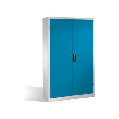 C + P Möbelsysteme Armoire à outils pour charges lourdes C+P avec portes battantes, 4 tablettes intérieures, H1950xL1200xP400mm Façade bleu clair Corps gris clair ; C + (8930-052 S10192) - Publicité C + P Möbelsysteme Armoire à outils pour charges lourdes C+P avec portes battantes, 4 tablettes intérieures, H1950xL1200xP400mm Façade bleu clair Corps gris clair ; C + (8930-052 S10192) - Publicité