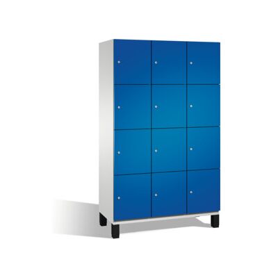 Cabinet C+P Cambio sur pieds, 12 compartiments, H1980xL1200xP525mm Façade Gentiane avant bleu corps gris clair ; C + P Möbelsysteme (45103-32 S10019) - Publicité Cabinet C+P Cambio sur pieds, 12 compartiments, H1980xL1200xP525mm Façade Gentiane avant bleu corps gris clair ; C + P Möbelsysteme (45103-32 S10019) - Publicité