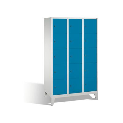 C+P Armoire à casiers Classic sur pieds, 15 casiers, H1850×I1200×P500 mm, façade bleu clair, corps gris clair ; C + P Möbelsysteme (8010-325 S10003) - Publicité C+P Armoire à casiers Classic sur pieds, 15 casiers, H1850×I1200×P500 mm, façade bleu clair, corps gris clair ; C + P Möbelsysteme (8010-325 S10003) - Publicité