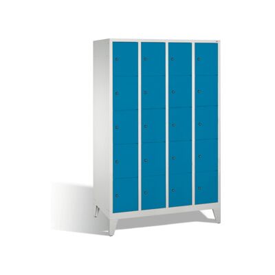 C+P Armoire à casiers Classic sur pieds, 20 casiers, H1850×I1190×P500mm, façade bleu clair, corps gris clair ; C + P Möbelsysteme (8010-405 S10012) - Publicité C+P Armoire à casiers Classic sur pieds, 20 casiers, H1850×I1190×P500mm, façade bleu clair, corps gris clair ; C + P Möbelsysteme (8010-405 S10012) - Publicité