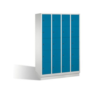C+P Armoire à casiers Classic sur socle, 20 casiers, H1800×I1190×P500 mm, façade bleu clair, corps gris clair ; C + P Möbelsysteme (8020-405 S10008) - Publicité C+P Armoire à casiers Classic sur socle, 20 casiers, H1800×I1190×P500 mm, façade bleu clair, corps gris clair ; C + P Möbelsysteme (8020-405 S10008) - Publicité