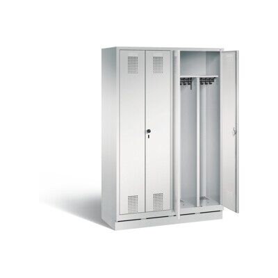 C+P Armoire à casiers Evolo noir et blanc, H1800×I1190×P500mm, façade gris clair, corps gris clair (48022-40) ; C + P Möbelsysteme (48022-40 S10004) - Publicité C+P Armoire à casiers Evolo noir et blanc, H1800×I1190×P500mm, façade gris clair, corps gris clair (48022-40) ; C + P Möbelsysteme (48022-40 S10004) - Publicité