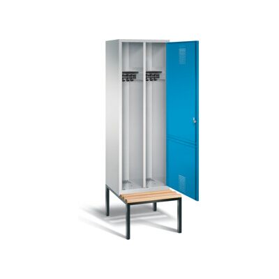 C+P Armoire à casiers Evolo noir et blanc, H2090×I610×P500 mm, façade bleu clair, corps gris clair, châssis gris noir (48250-20) ; C + P Möbelsysteme (48250-20 S10020) - Publicité C+P Armoire à casiers Evolo noir et blanc, H2090×I610×P500 mm, façade bleu clair, corps gris clair, châssis gris noir (48250-20) ; C + P Möbelsysteme (48250-20 S10020) - Publicité
