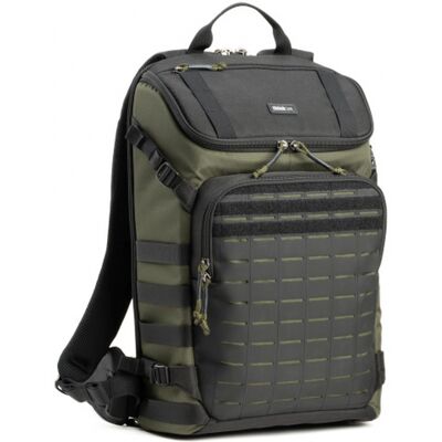 thinkTank DarkLight Backpack 20L vert montane - Publicité thinkTank DarkLight Backpack 20L vert montane - Publicité