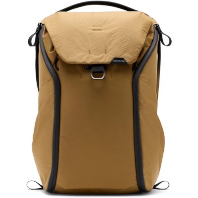 Peak Design Everyday Backpack 30L v2 Coyote - Publicité Peak Design Everyday Backpack 30L v2 Coyote - Publicité