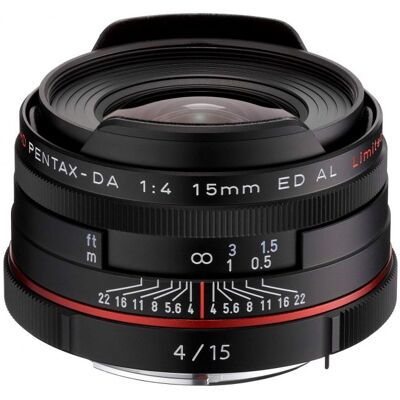Pentax HD 15mm 1:4 ED AL Noir Limité - Publicité Pentax HD 15mm 1:4 ED AL Noir Limité - Publicité
