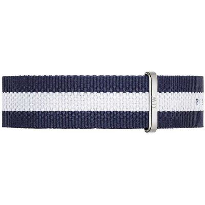 Bracelet De Montre Daniel Wellington En Nylon Bicolore - Publicité Bracelet De Montre Daniel Wellington En Nylon Bicolore - Publicité