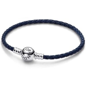 Bracelet Pandora En Cuir Tresse Bleu À Fermoir Rond Pandora Moments Femme - Publicité Bracelet Pandora En Cuir Tresse Bleu À Fermoir Rond Pandora Moments Femme - Publicité