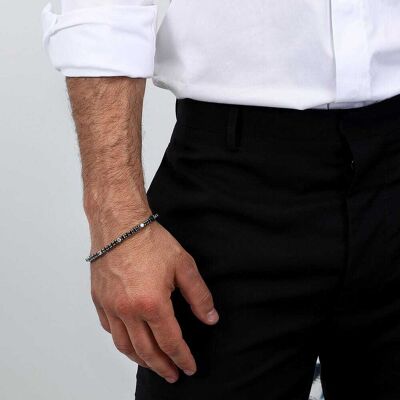 Bracelet Maserati En Acier Et Oxyde Noir Homme - Publicité Bracelet Maserati En Acier Et Oxyde Noir Homme - Publicité