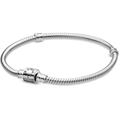 Bracelet Pandora Maille Serpent Fermoir Barillet Pandora Moments Femme - Publicité Bracelet Pandora Maille Serpent Fermoir Barillet Pandora Moments Femme - Publicité