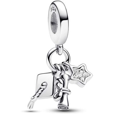 Charm Pandora Pendant Triple Diplome 2024 Femme - Publicité Charm Pandora Pendant Triple Diplome 2024 Femme - Publicité