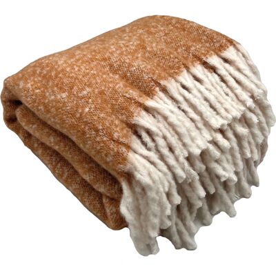 HomeMaison Plaid aspect mohair à franges torsadées - Publicité HomeMaison Plaid aspect mohair à franges torsadées - Publicité