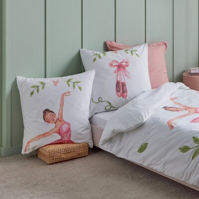 HomeMaison Taie d’oreiller enfant percale danseuse étoile - Publicité HomeMaison Taie d’oreiller enfant percale danseuse étoile - Publicité