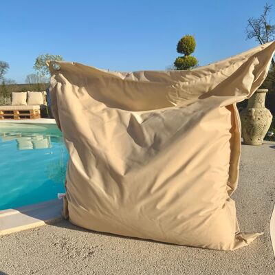 HomeMaison Big Coussin flottant - Publicité HomeMaison Big Coussin flottant - Publicité