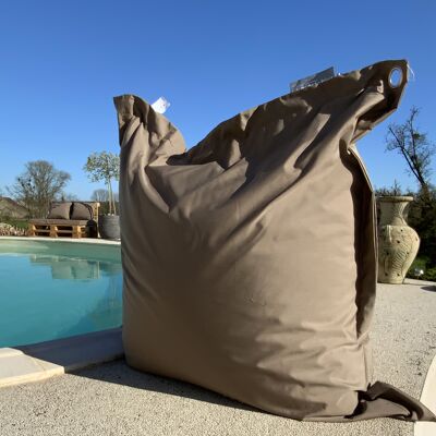 HomeMaison Big Coussin flottant - Publicité HomeMaison Big Coussin flottant - Publicité