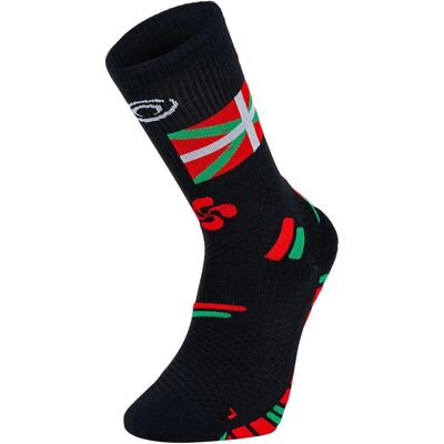 Bv Sport - Trail Socks Ultra High Collector Country Pays Basque - 42-44 - Chaussettes de trail - Publicité Bv Sport - Trail Socks Ultra High Collector Country Pays Basque - 42-44 - Chaussettes de trail - Publicité