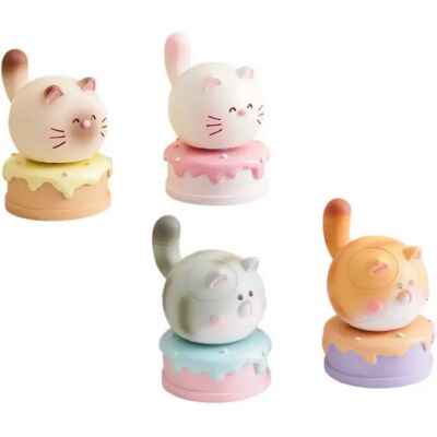INF Ensemble de 4 Figurines Chat Rotatives en Résine - Ornements de Bureau Multi-color, Jouets Rotatifs Antistress, Cadeau - Publicité INF Ensemble de 4 Figurines Chat Rotatives en Résine - Ornements de Bureau Multi-color, Jouets Rotatifs Antistress, Cadeau - Publicité