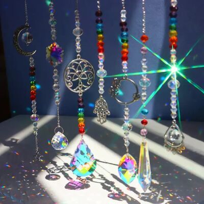 Générique Carillon en cristal avec pendentif arbre de vie coloré - Publicité Générique Carillon en cristal avec pendentif arbre de vie coloré - Publicité