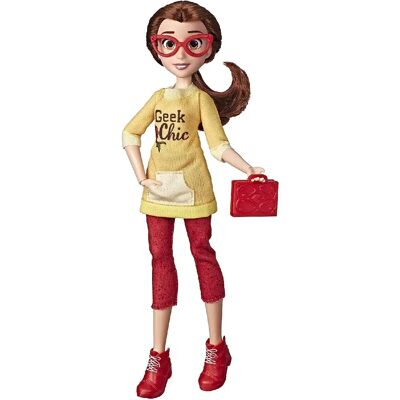 Disney poupée Belle Comfy Squad - Publicité Disney poupée Belle Comfy Squad - Publicité
