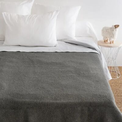 LinneA couverture pure laine Woolmark - Gris - Publicité LinneA couverture pure laine Woolmark - Gris - Publicité