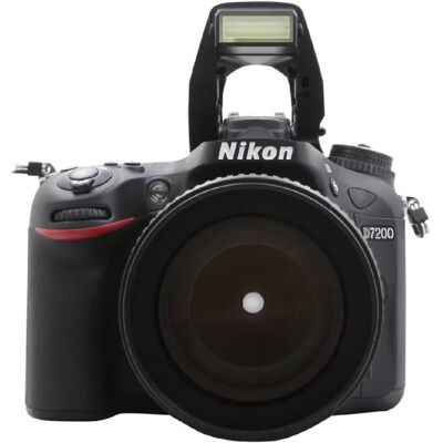 Nikon D7200 Kit 18-105 + Accessoires - Publicité Nikon D7200 Kit 18-105 + Accessoires - Publicité