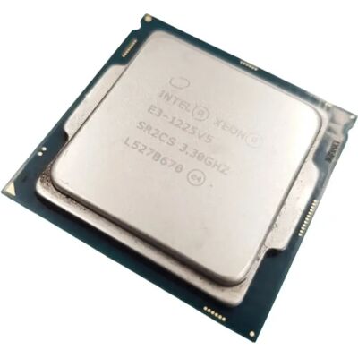 Intel Xeon E3-1225 V5 3.30GHz / 3.70GHz - Publicité Intel Xeon E3-1225 V5 3.30GHz / 3.70GHz - Publicité