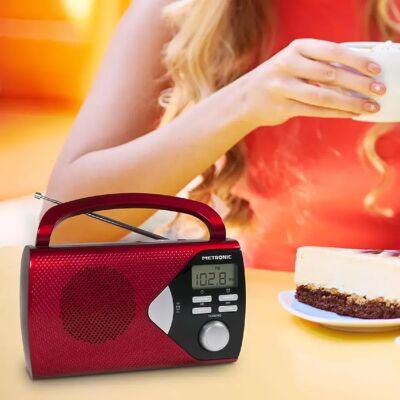 Metronic Radio portable AM/FM - Noir - Publicité Metronic Radio portable AM/FM - Noir - Publicité