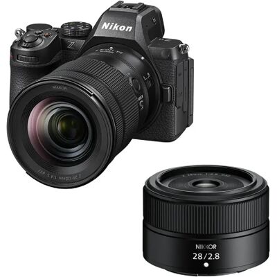 Nikon Z5 II + Objectif Z 24-120mm f/4 S + Z 28mm f/2.8 - Publicité Nikon Z5 II + Objectif Z 24-120mm f/4 S + Z 28mm f/2.8 - Publicité
