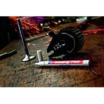 Générique Edding 780 Marqueur Peinture 0,8 mm Rouge - Publicité Générique Edding 780 Marqueur Peinture 0,8 mm Rouge - Publicité