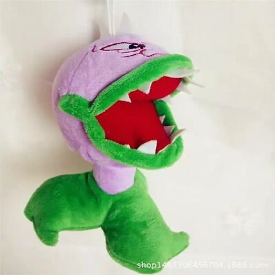 Universal Plants vs Zombies Peluche Noir - Publicité Universal Plants vs Zombies Peluche Noir - Publicité