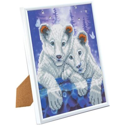 CRYSTAL ART Kit broderie diamant avec cadre blanc 21x25cm - Tigres - Publicité CRYSTAL ART Kit broderie diamant avec cadre blanc 21x25cm - Tigres - Publicité