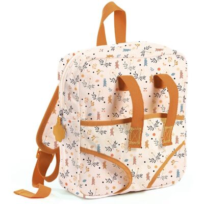 Sac à dos Porte-poupon Pomea - Djeco - Publicité Sac à dos Porte-poupon Pomea - Djeco - Publicité